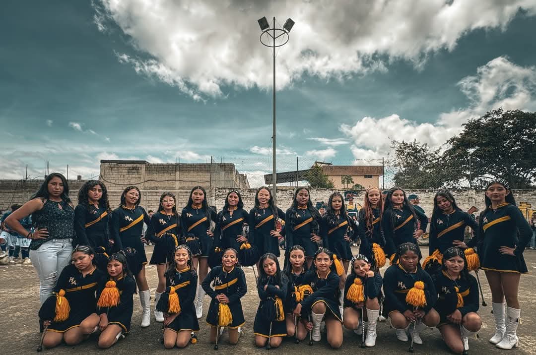Bastoneras de la escuela